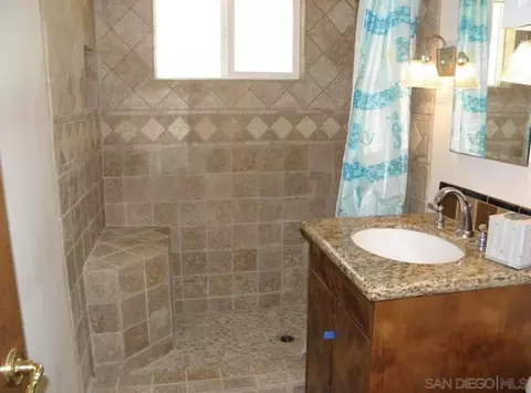 Bath - 415 S Weitzel St, Oceanside, CA 92054 photo 1 of 1