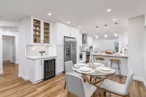 Dining - 534 Shanas, Encinitas, CA 92024 photo 3 of 3