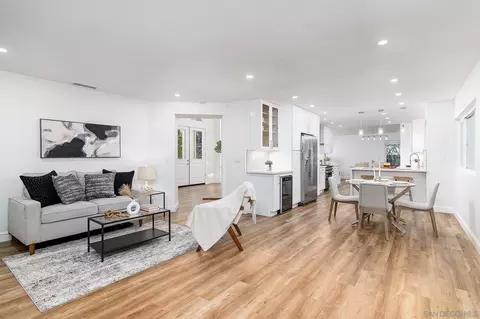 Living - 534 Shanas, Encinitas, CA 92024 photo 2 of 3