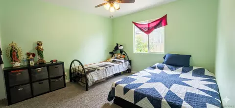 Bedroom - 727 N Main Ave, Fallbrook, CA 92028 photo 3 of 4