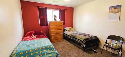 Bedroom - 727 N Main Ave, Fallbrook, CA 92028 photo 2 of 4