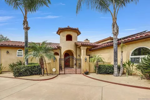 584 S Grade, Alpine, CA 91901