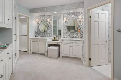 Bath - 1099 1st #211, Coronado, CA 92118 photo 1 of 6