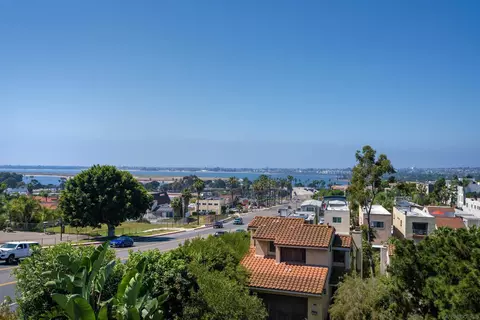 2702 Bay Canyon Ct, San Diego, CA 92117