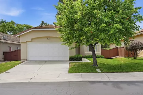 29704 Platanus Dr, Escondido, CA 92026 photo 2