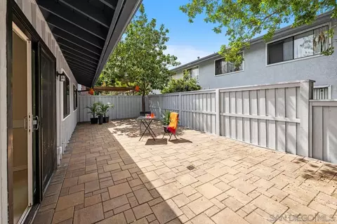 Exterior - 8028 Caminito Mallorca, La Jolla, CA 92037 photo 5 of 8