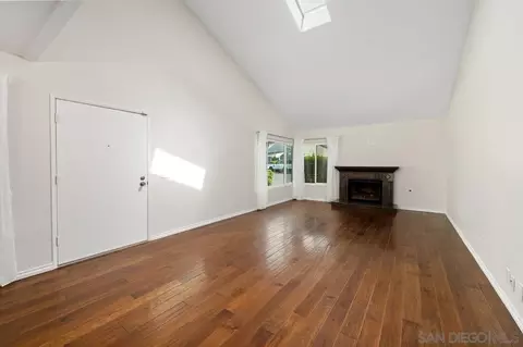 Living - 8028 Caminito Mallorca, La Jolla, CA 92037 photo 3 of 9