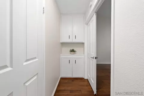 Entry Way - 8028 Caminito Mallorca, La Jolla, CA 92037 photo 1 of 1