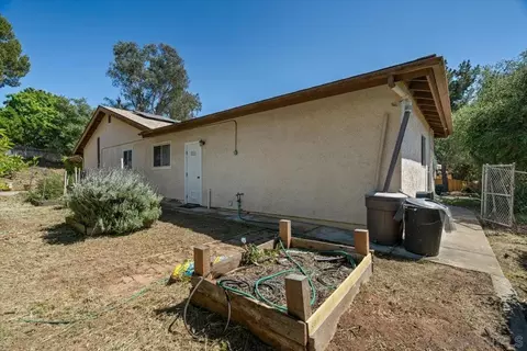 Exterior - 951 Beverly, Vista, CA 92084 photo 9 of 14