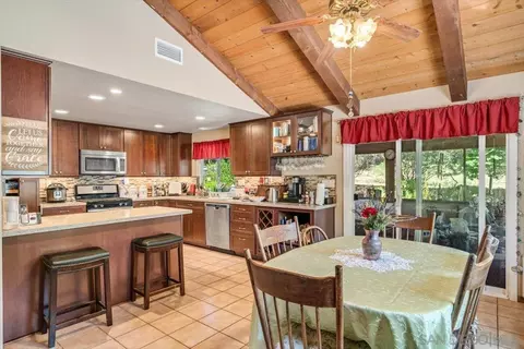Dining - 951 Beverly, Vista, CA 92084 photo 2 of 3