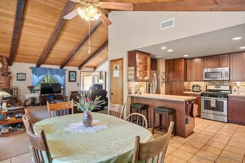 Dining - 951 Beverly, Vista, CA 92084 photo 3 of 3