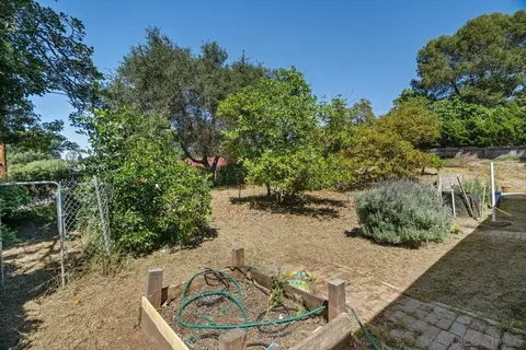 Exterior - 951 Beverly, Vista, CA 92084 photo 8 of 14