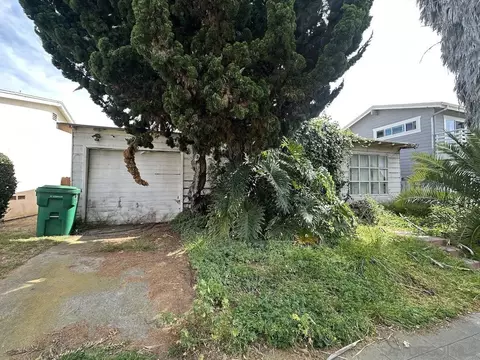 526 Genter St, La Jolla, CA 92037