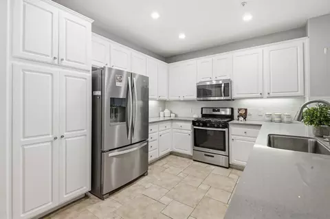 Kitchen - 6 Taquitz, Irvine, CA 92602 photo 2 of 5
