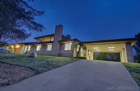 Exterior - 3725 Via Cielo Azul, Alpine, CA 91901 photo 14 of 17