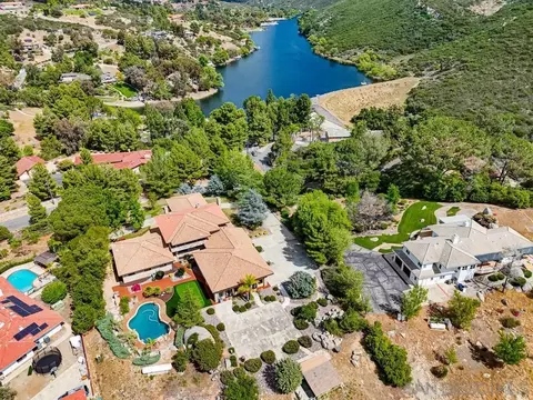 3725 Via Cielo Azul, Alpine, CA 91901