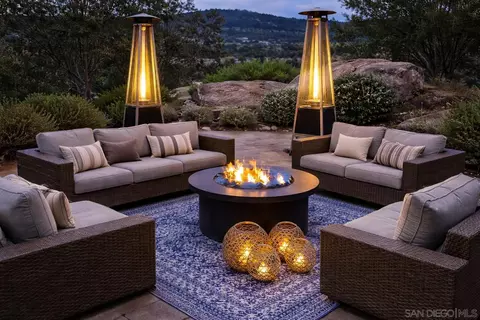Exterior - 3725 Via Cielo Azul, Alpine, CA 91901 photo 11 of 17