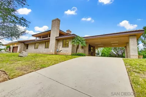 Exterior - 3725 Via Cielo Azul, Alpine, CA 91901 photo 13 of 17