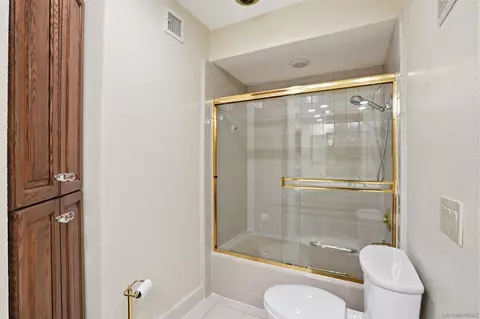 Bath - 1099 1st St #223, Coronado, CA 92118 photo 5 of 6