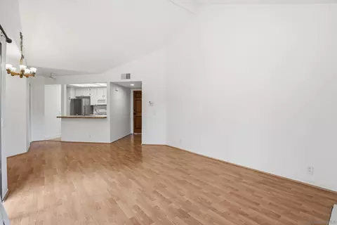 Living - 3039 Brookpine, Spring Valley, CA 91978 photo 5 of 5