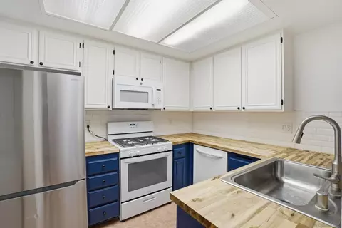 Kitchen - 3039 Brookpine, Spring Valley, CA 91978 photo 1 of 5