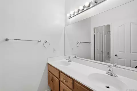 Bath - 761 Aldea Dr, Oceanside, CA 92057 photo 2 of 3