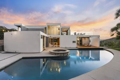 Exterior - 15045 Rancho Real, Del Mar, CA 92014 photo 10 of 12