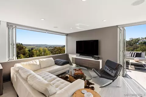 Living - 15045 Rancho Real, Del Mar, CA 92014 photo 5 of 5