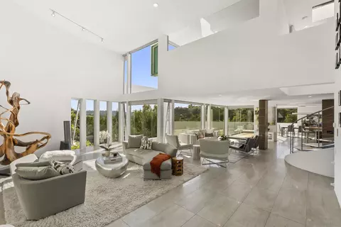 Living - 15045 Rancho Real, Del Mar, CA 92014 photo 1 of 5