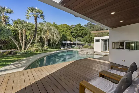 Exterior - 15045 Rancho Real, Del Mar, CA 92014 photo 5 of 12