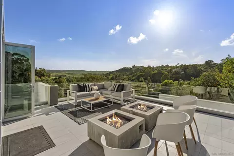 Exterior - 15045 Rancho Real, Del Mar, CA 92014 photo 8 of 12