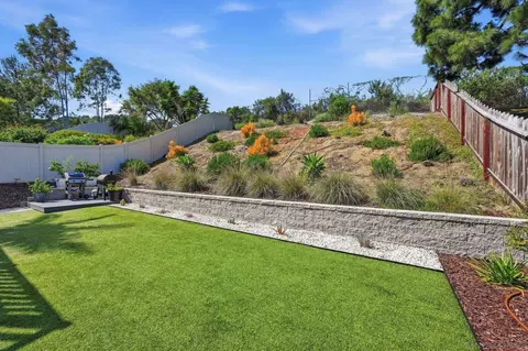 Exterior - 2323 Brookhaven Pass, Vista, CA 92081 photo 4 of 7