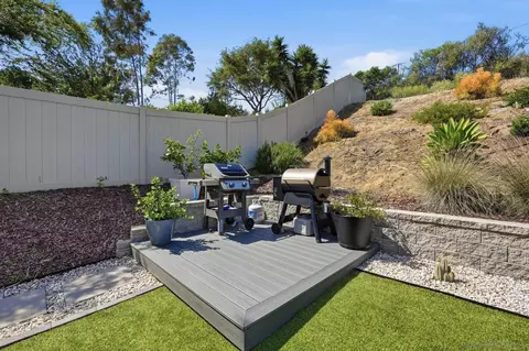 Exterior - 2323 Brookhaven Pass, Vista, CA 92081 photo 7 of 7