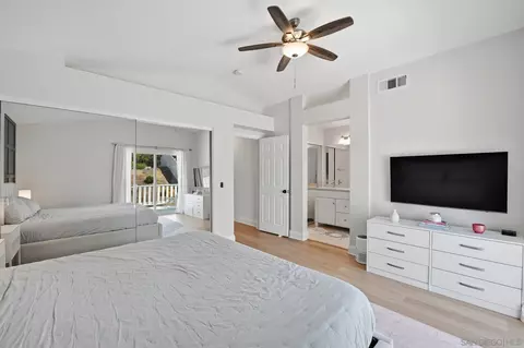Bedroom - 2323 Brookhaven Pass, Vista, CA 92081 photo 2 of 3