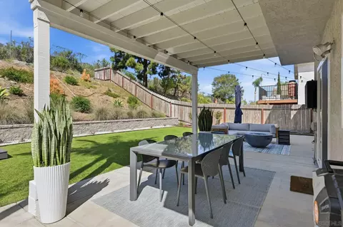 Exterior - 2323 Brookhaven Pass, Vista, CA 92081 photo 6 of 7