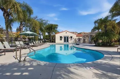 1132 Cherry Tree Ln, Vista, CA 92084