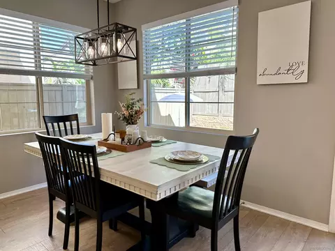 1132 Cherry Tree Ln, Vista, CA 92084 photo 6