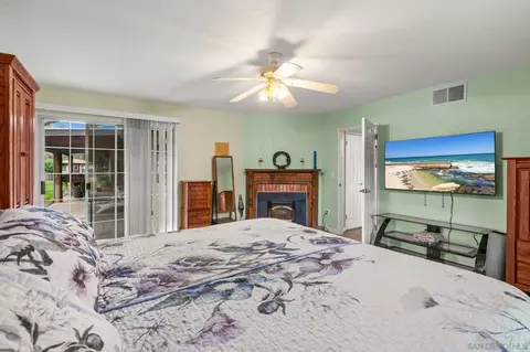 Bedroom - 27432 Old Highway 80, Pine Valley, CA 91962 photo 2 of 3