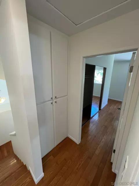 Entry Way - 283 Durian, Vista, CA 92083 photo 1 of 3