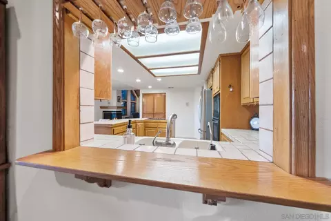 Kitchen - 4641 Luneta Vw, Julian, CA 92036 photo 4 of 4