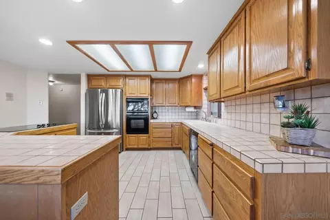 Kitchen - 4641 Luneta Vw, Julian, CA 92036 photo 3 of 4
