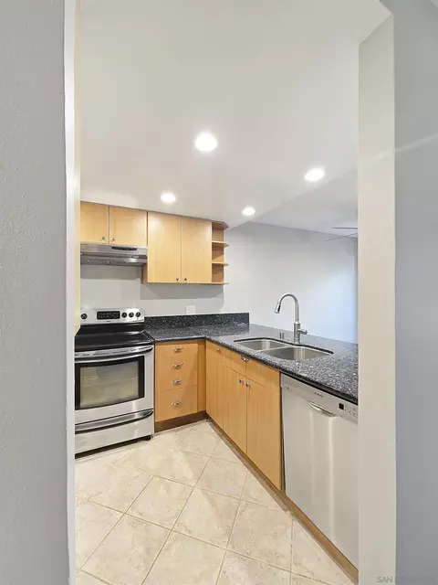 Kitchen - 5440 Baltimore Dr #92, La Mesa, CA 91942 photo 3 of 4
