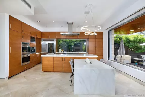 Kitchen - 116 Nob Ave, Del Mar, CA 92014 photo 2 of 3