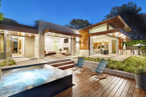 Exterior - 116 Nob Ave, Del Mar, CA 92014 photo 13 of 16