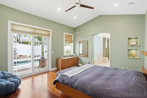 Bedroom - 13620 Holly Oak Way, Poway, CA 92064 photo 1 of 7