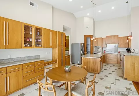 Kitchen - 13620 Holly Oak Way, Poway, CA 92064 photo 1 of 12