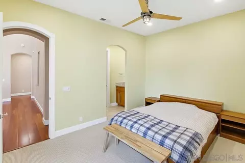 Bedroom - 13620 Holly Oak Way, Poway, CA 92064 photo 4 of 7