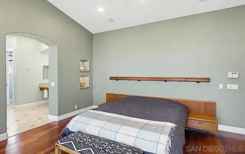 Bedroom - 13620 Holly Oak Way, Poway, CA 92064 photo 2 of 7
