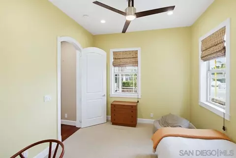 Bedroom - 13620 Holly Oak Way, Poway, CA 92064 photo 6 of 7