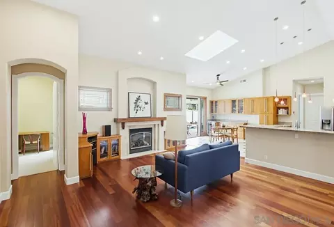 Living - 13620 Holly Oak Way, Poway, CA 92064 photo 1 of 2